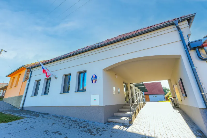 Obecní úřad s knihovnou